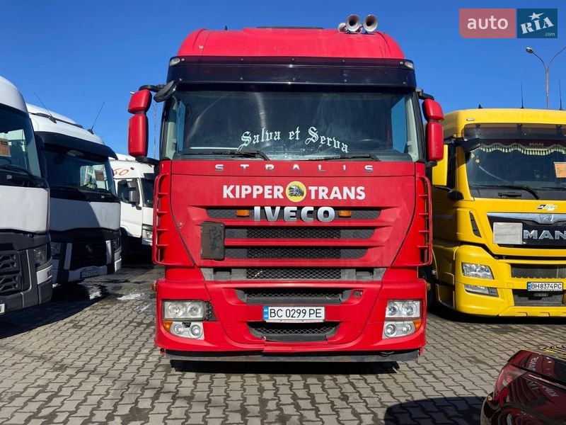 Тягач Iveco Magirus 2007 в Ровно