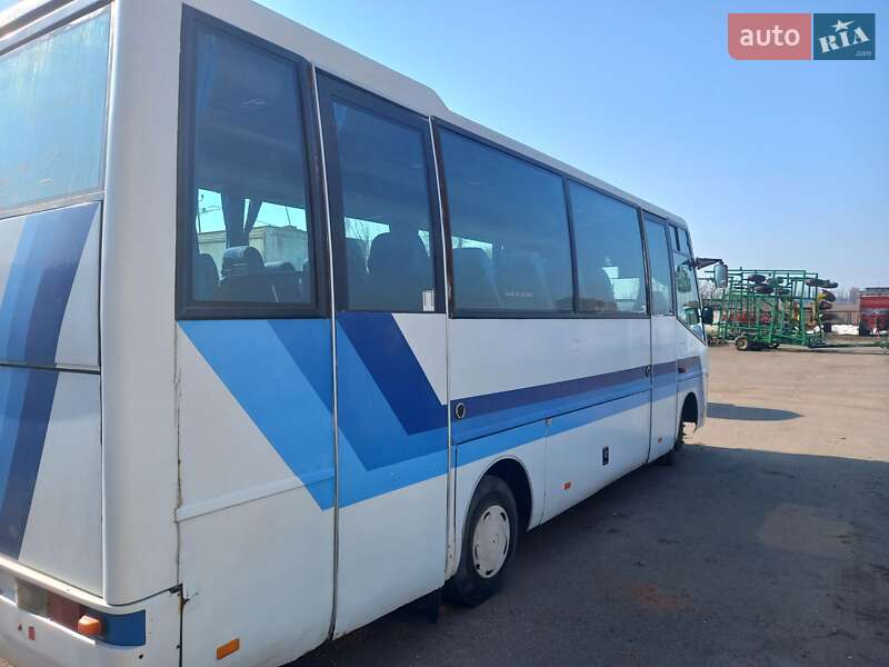 Туристичний / Міжміський автобус Iveco Mago 1994 в Черкасах