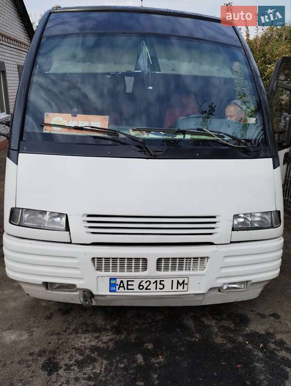 Туристичний / Міжміський автобус Iveco Mago 1995 в 