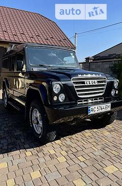Внедорожник / Кроссовер Iveco Massif 2009 в 