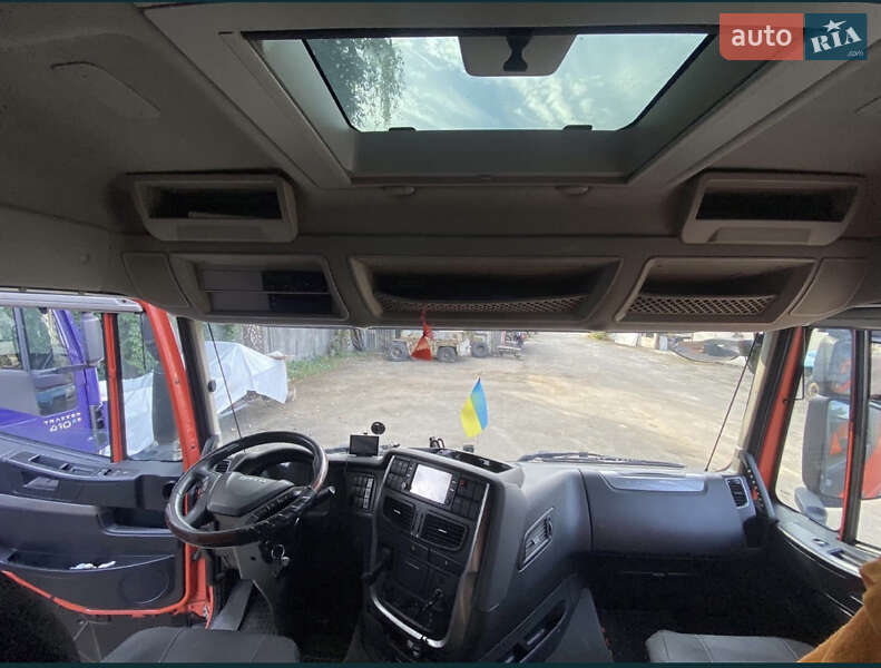 Тягач Iveco Stralis 2015 в Києві