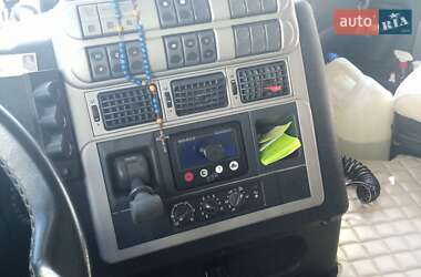 Тягач Iveco Stralis 2011 в 