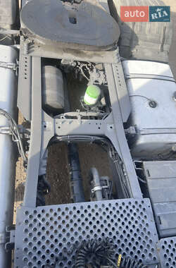 Тягач Iveco Stralis 2012 в 