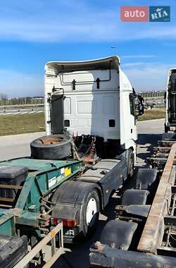 Вантажний фургон Iveco Stralis 2006 в 