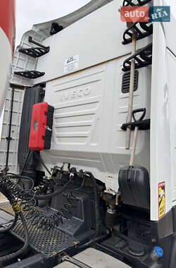 Тягач Iveco Stralis 2013 в 