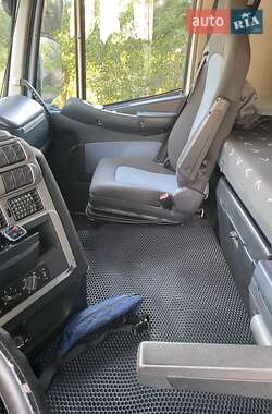 Самосвал Iveco Stralis 2009 в 