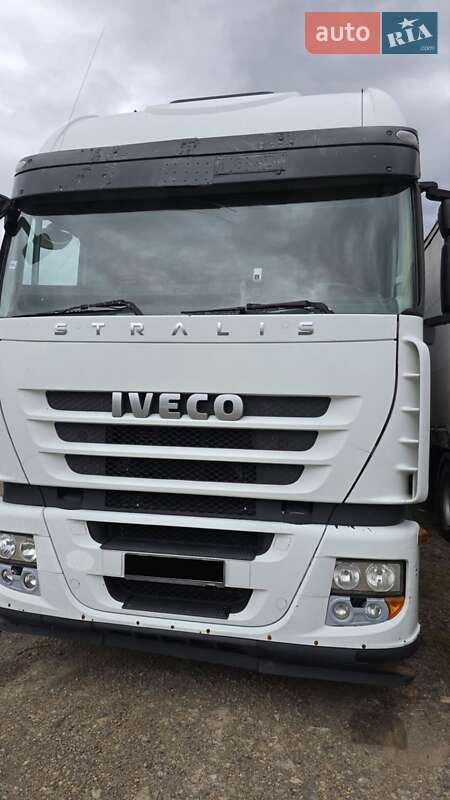 Тягач Iveco Stralis 2008 в  фото Тягач Iveco Stralis 2008 в