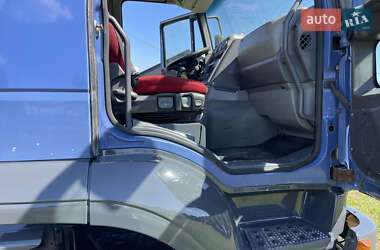 Самосвал Iveco Trakker 2007 в 