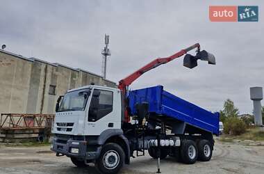 Кран-манипулятор Iveco Trakker 2008 в Тернополе