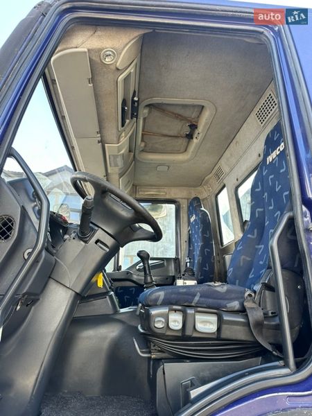 Самосвал Iveco Trakker 2008 в Луцке