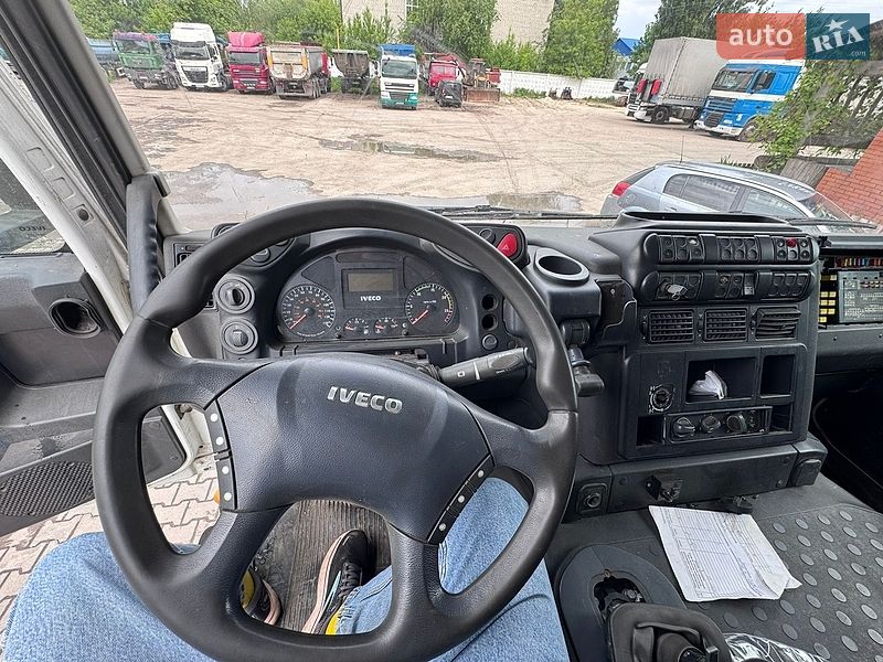 Тягач Iveco Trakker 2008 в Житомире