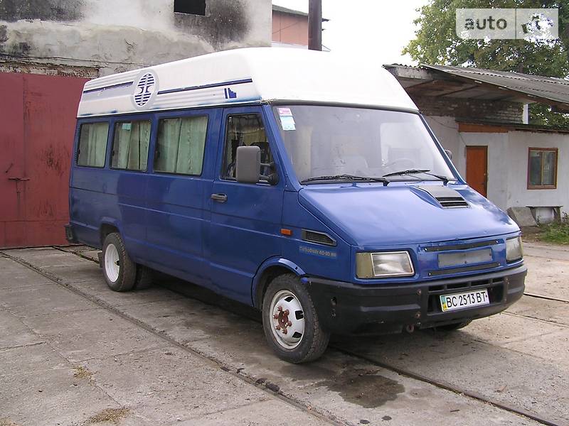 Микроавтобус Iveco TurboDaily пасс. 1997 в Стрые