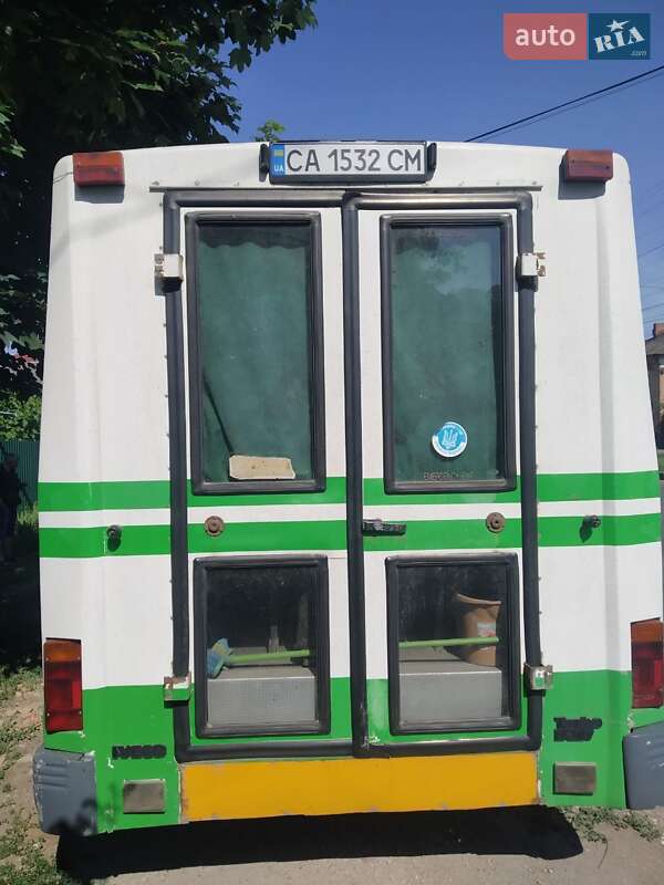 Пригородный автобус Iveco TurboDaily 1996 в Умани