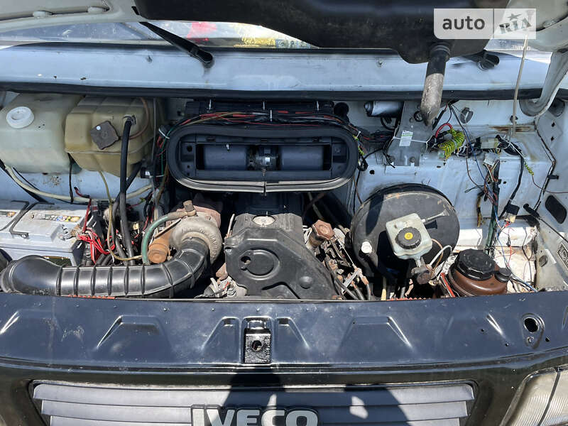 Эвакуатор Iveco TurboDaily 1986 в Решетиловке фото 7 Эвакуатор Iveco TurboDaily 1986 в Решетиловке