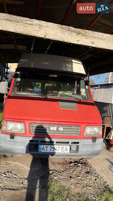 Микроавтобус Iveco TurboDaily 1993 в 