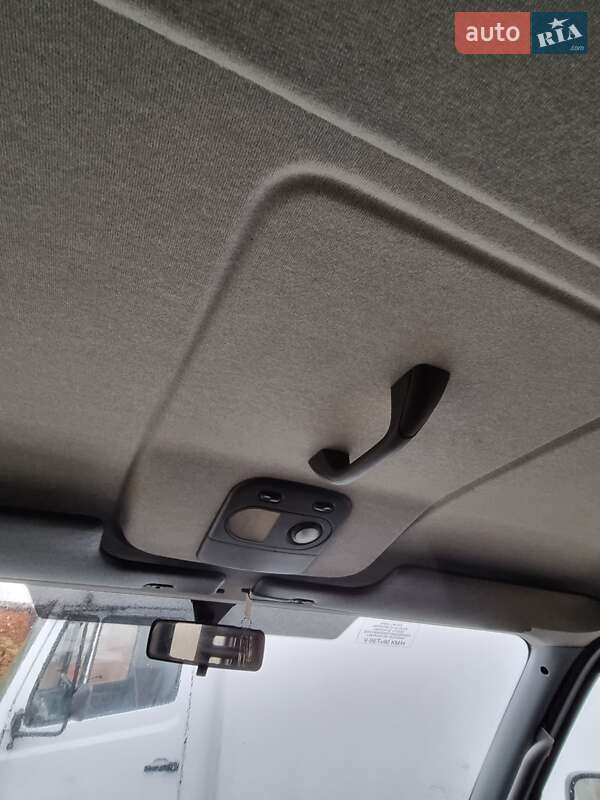 Вантажний фургон Iveco TurboDaily 2008 в Лубнах