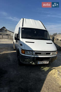 Грузовой фургон Iveco TurboDaily 2005 в 