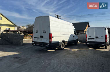 Грузовой фургон Iveco TurboDaily 2005 в 