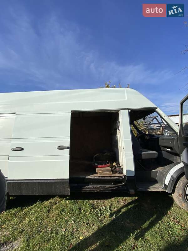 Грузовой фургон Iveco TurboDaily 1998 в Любаре