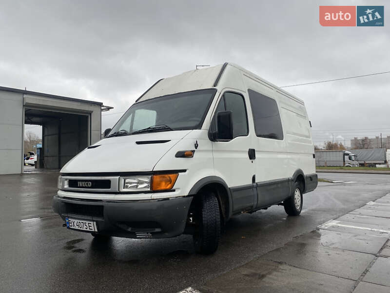 Вантажний фургон Iveco TurboDaily 1999 в Києві
