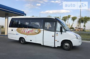 Туристический / Междугородний автобус Iveco Wing 2009 в Староконстантинове