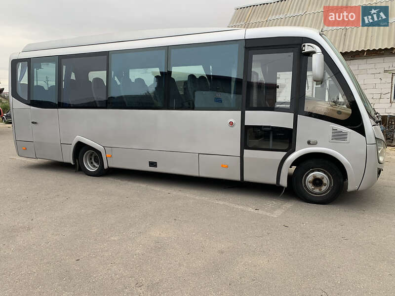 Туристический / Междугородний автобус Iveco Wing 2010 в Красилове