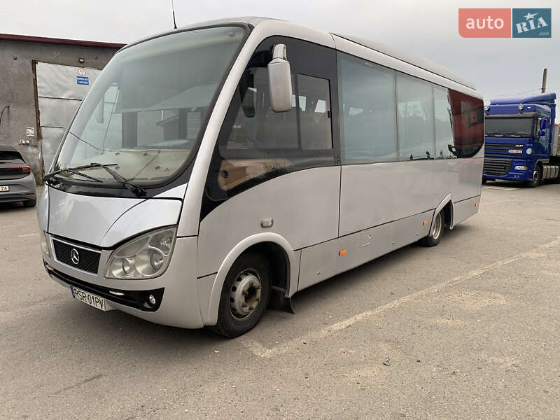 Туристический / Междугородний автобус Iveco Wing 2010 в Красилове
