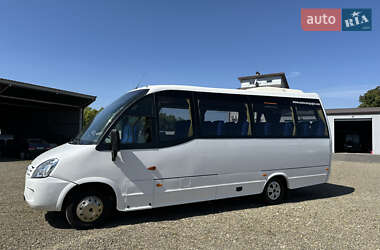 Микроавтобус Iveco Wing 2008 в 
