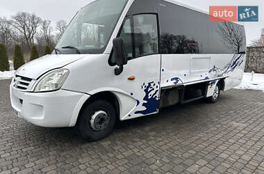 Мікроавтобус Iveco Wing 2008 в Чернівцях