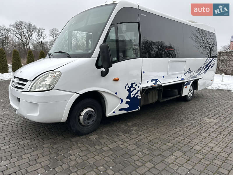 Мікроавтобус Iveco Wing 2008 в Чернівцях