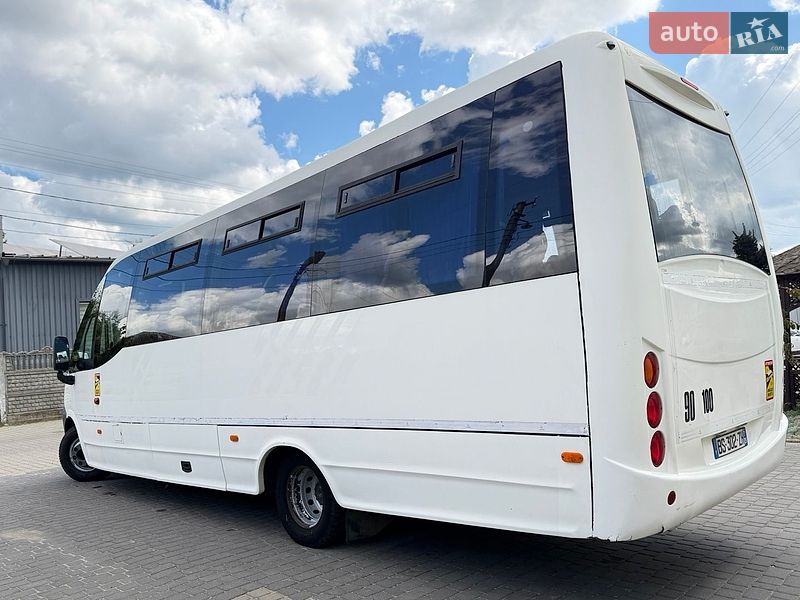 Приміський автобус Iveco Wing 2011 в Ковелі