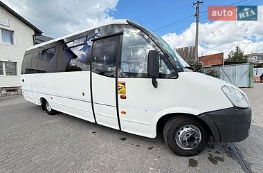 Приміський автобус Iveco Wing 2011 в Ковелі