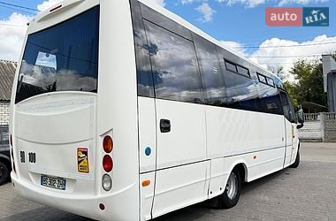 Приміський автобус Iveco Wing 2011 в Ковелі