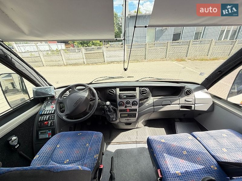 Приміський автобус Iveco Wing 2011 в Ковелі