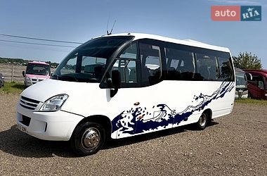 Мікроавтобус Iveco Wing 2009 в Чернівцях