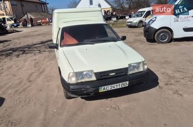 Хэтчбек ИЖ 2126 Ода 2002 в Ратным