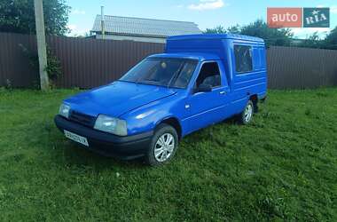 Пикап ИЖ 2717 Ода 2003 в Ромнах