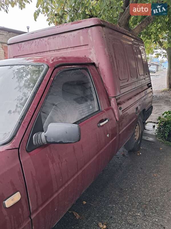 Пикап ИЖ 2717 Ода 2003 в Запорожье фото 3 Пикап ИЖ 2717 Ода 2003 в Запорожье