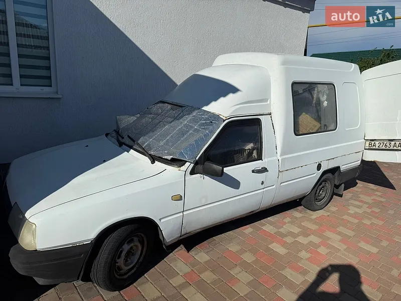 AUTO.RIA – Продам ІЖ 2717 Ода 2004 бензин універсал бу в