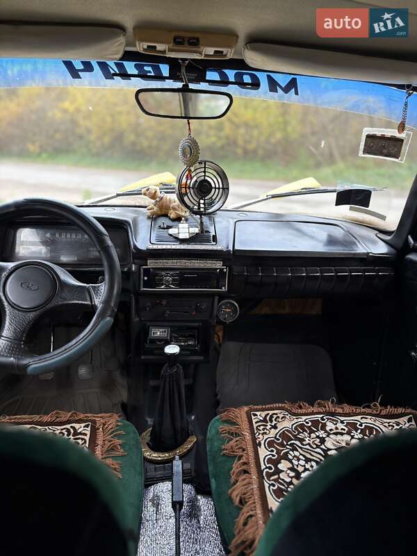 Седан ИЖ 412 ИЭ 1989 в Славуте