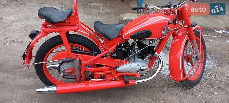 Мотоцикл Классик ИЖ 49 1957 в Брусилове