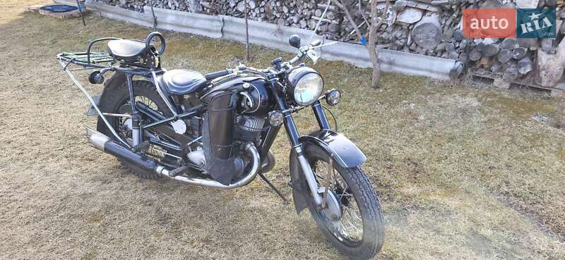 Мотоцикл Классик ИЖ 49 1957 в Черновцах