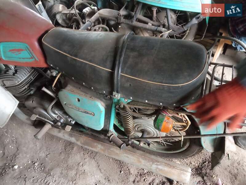 Мотоцикл з коляскою ІЖ Юпітер 3 1977 в Старокостянтинові