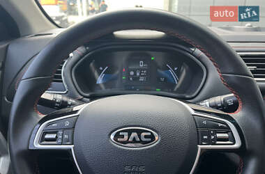 Внедорожник / Кроссовер JAC iEV7S 2019 в 