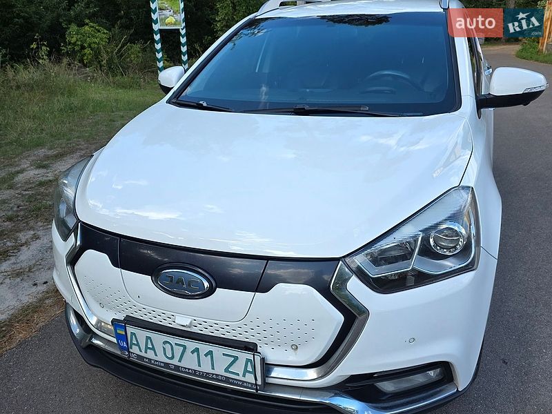 2019 JAC IEV7S, VIN LJ1EEKRP7K4028680:plate — фото 1 (autoria)