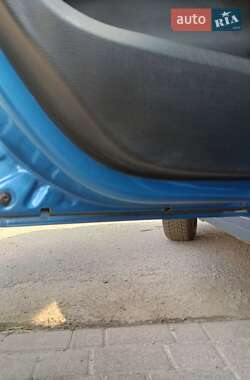 Хэтчбек JAC J2 2013 в 
