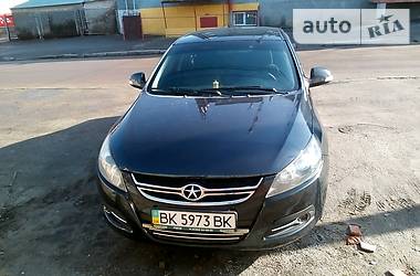 Седан JAC J5 2014 в Кореці