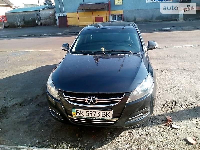 Седан JAC J5 2014 в Кореці