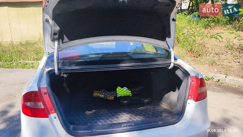 Седан JAC J5 2013 в Белой Церкви