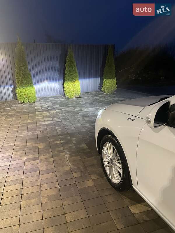 Седан JAC J5 2014 в Макарове